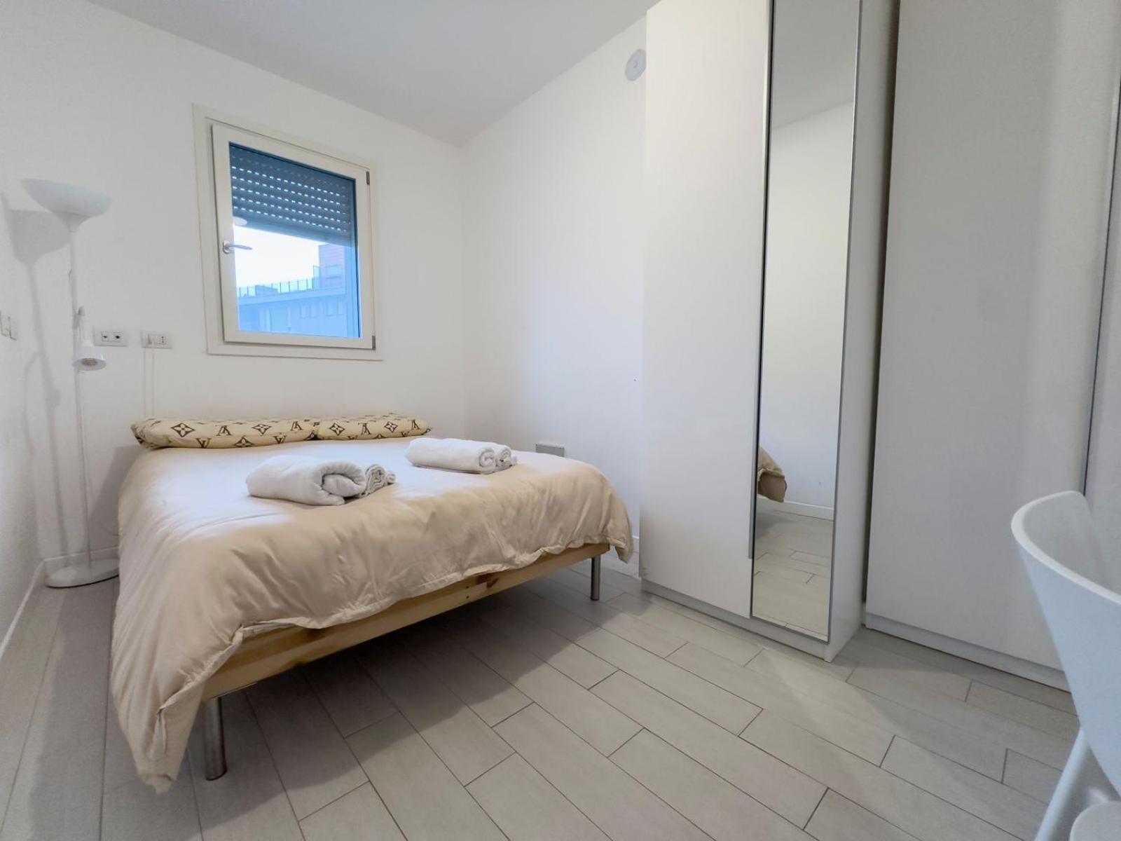 Luxury 3 Bedroom Apartment 100 Mq Next To Rho Fiera And San Siro ミラノ エクステリア 写真